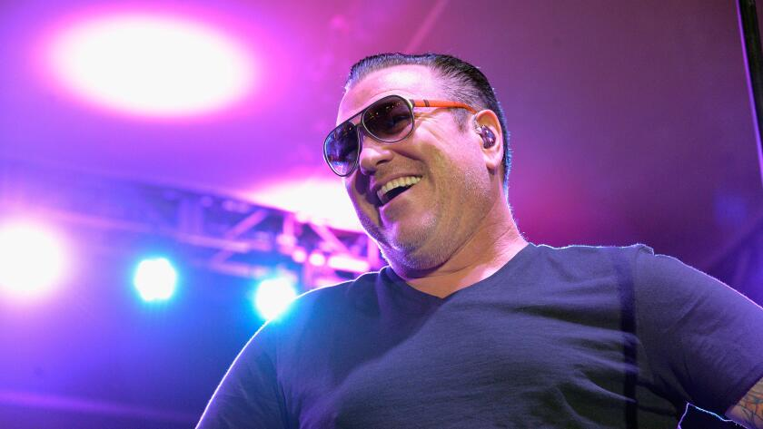 lt="Steve Harwell net worth and career with Smash Mouth"