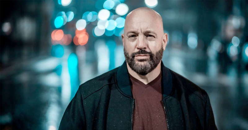 Leslie Knipfing portrait 2025 – biography image