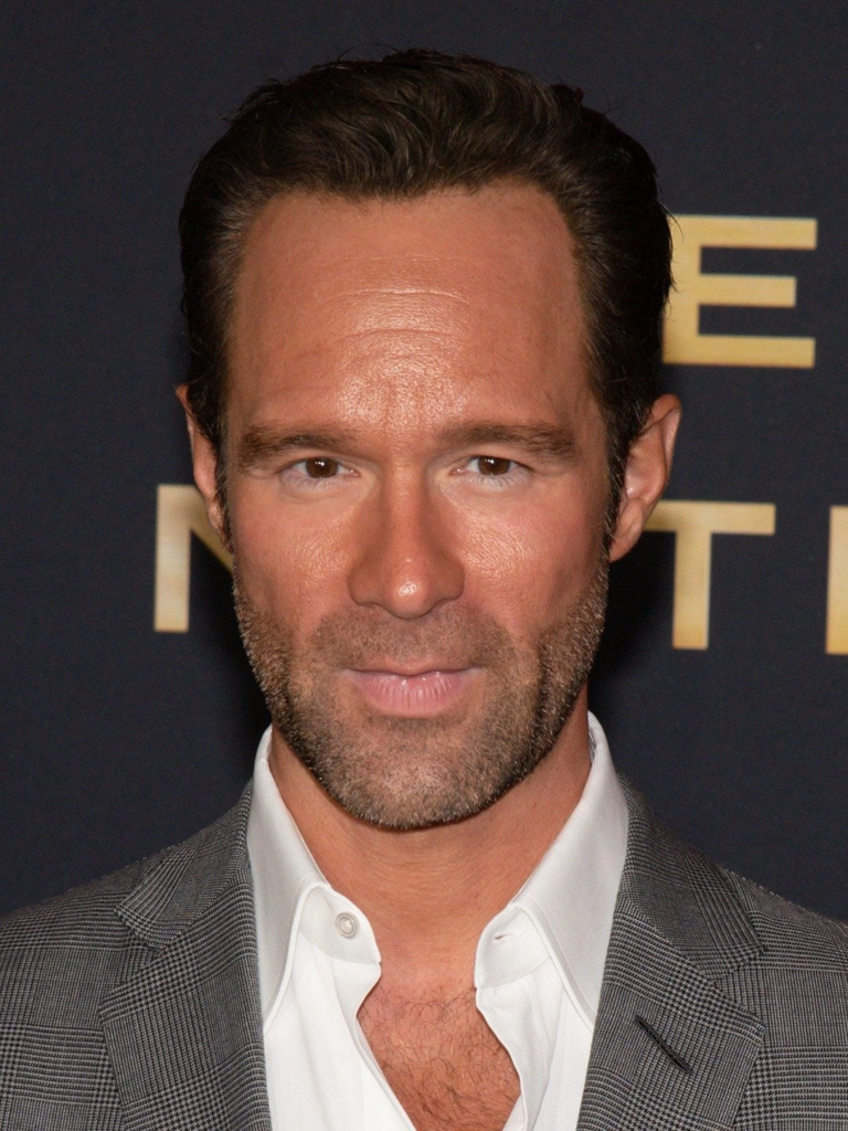 Chris Diamantopoulos movies and TV shows Mickey Mouse voice role